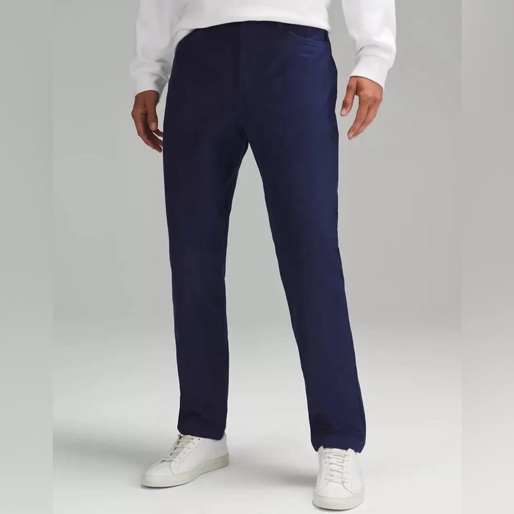 ABC Classic-Fit Pant
34" L *Utilitech size 32 Nise